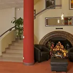 Logis Du Midi - Etienne Sud Otel 3*