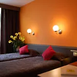 Logis Du Midi - Etienne Sud Otel 3*