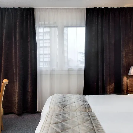 Logis Du Midi - Etienne Sud 3*