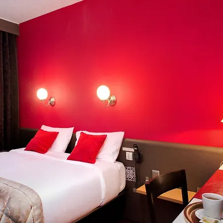 Hotel Logis Du Midi - Etienne Sud 3*