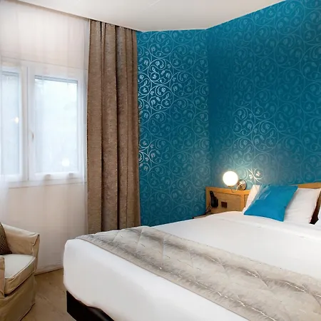 Hotel Logis Du Midi - Etienne Sud 3*