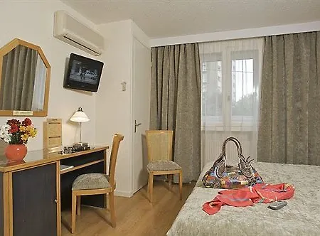 Logis Du Midi - Etienne Sud Hotel Saint-Etienne (Loire)