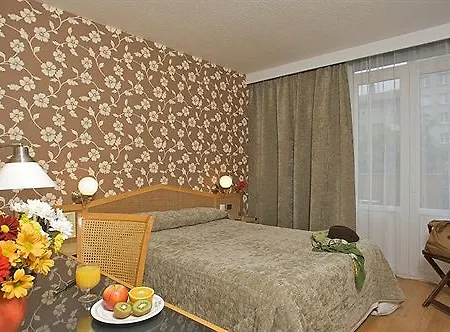 Hotel Logis Du Midi - Etienne Sud Saint-Etienne (Loire)