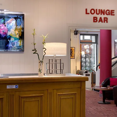 Logis Du Midi - Etienne Sud Hotel 3*