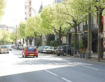 Hotel Logis Du Midi - Etienne Sud Saint-Etienne (Loire)