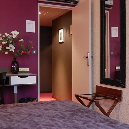 Logis Du Midi - Etienne Sud 3*