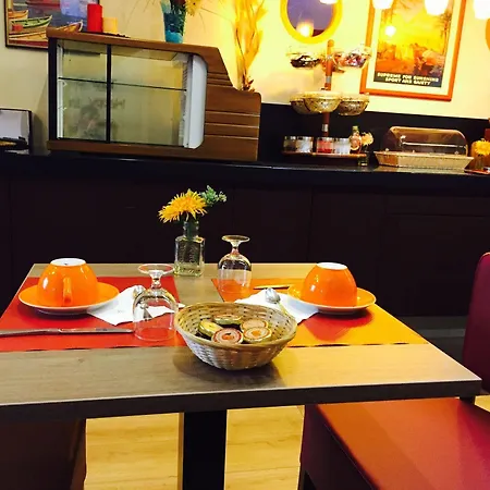 Logis Du Midi - Etienne Sud Hotel Saint-Etienne (Loire)