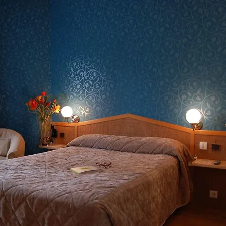 Hotel Logis Du Midi - Etienne Sud Saint-Etienne (Loire)