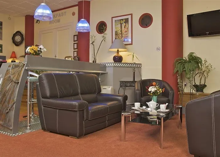 Logis Du Midi - Etienne Sud Hotel
