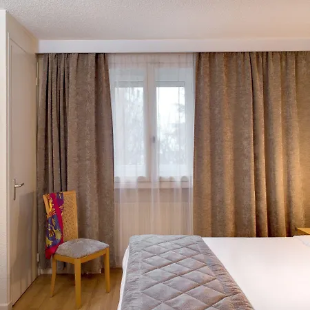 Hotel Logis Du Midi - Etienne Sud