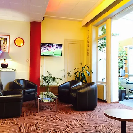 Hotel Logis Du Midi - Etienne Sud Saint-Etienne (Loire)