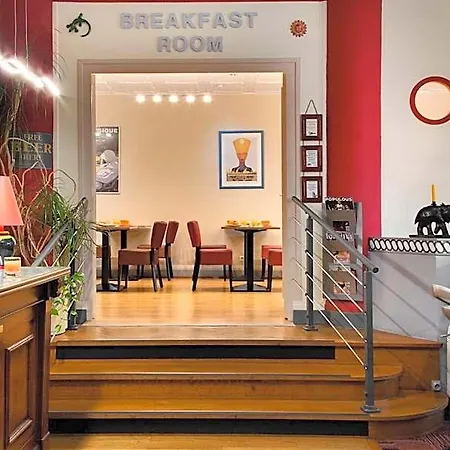 Hotel Logis Du Midi - Etienne Sud Saint-Etienne (Loire)