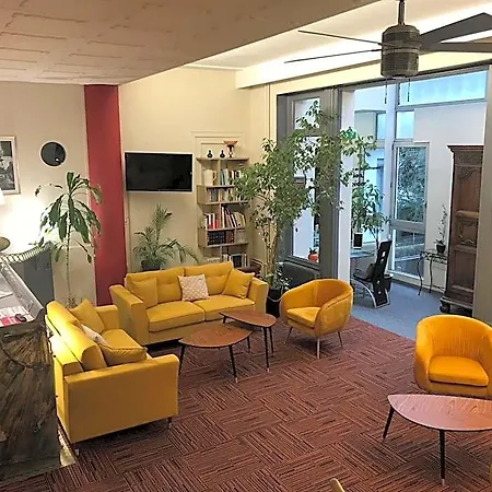 Logis Du Midi - Etienne Sud Hotel 3*