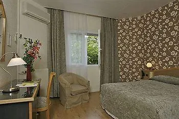 Hotel Logis Du Midi - Etienne Sud