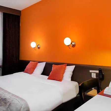 Hotel Logis Du Midi - Etienne Sud Saint-Etienne (Loire)