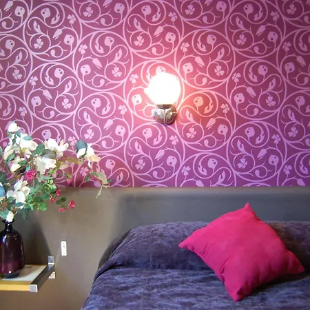 Logis Du Midi - Etienne Sud Hotel 3*